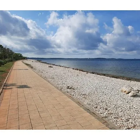 Dom wakacyjny Marmelo Peroj